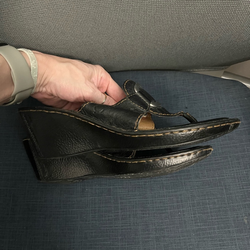 Born 10 Black Leather Wedge Sandal - Picture 3 of 5